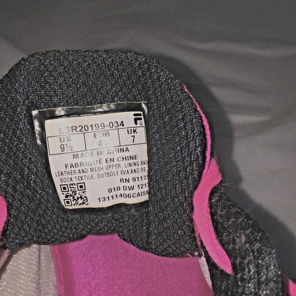 Fila Womens Black n Pink Running Shoes Sneakers Size 9.5 - Picture 4 of 7